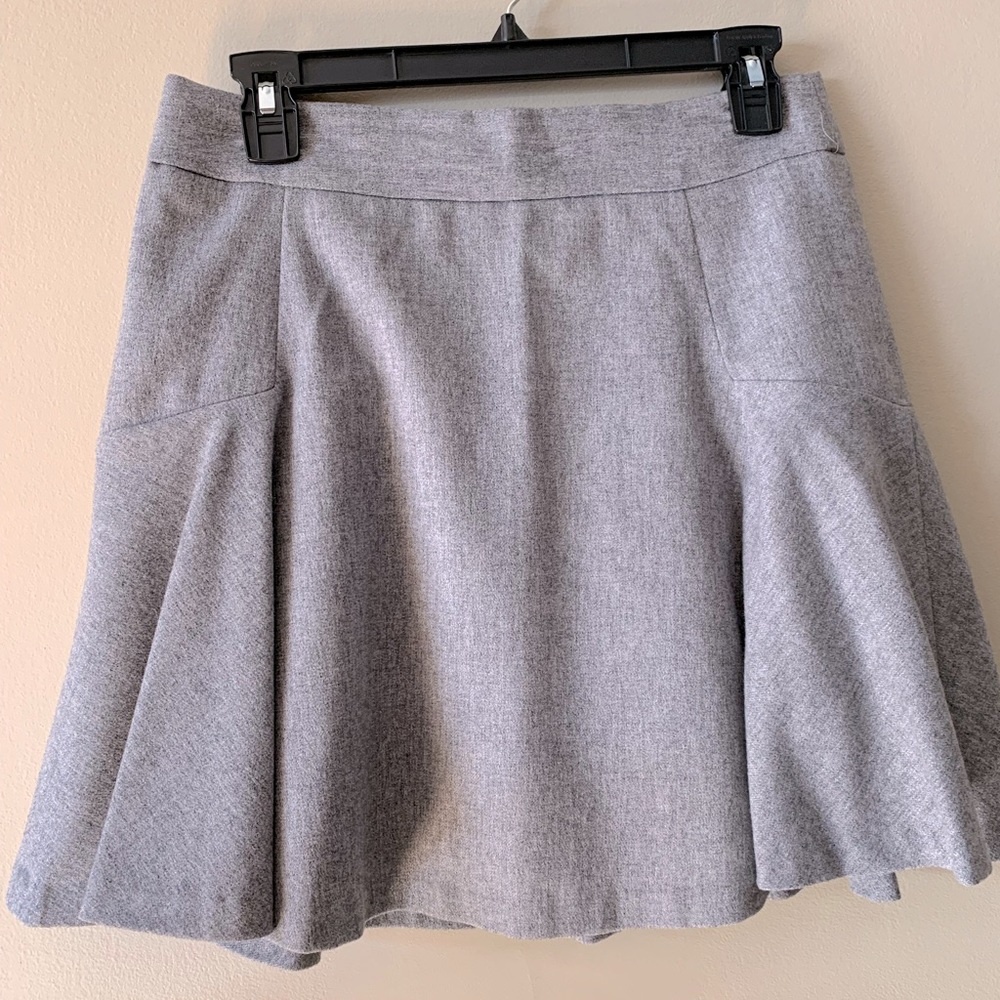 Banana Republic Skirt. Like New. Size 4